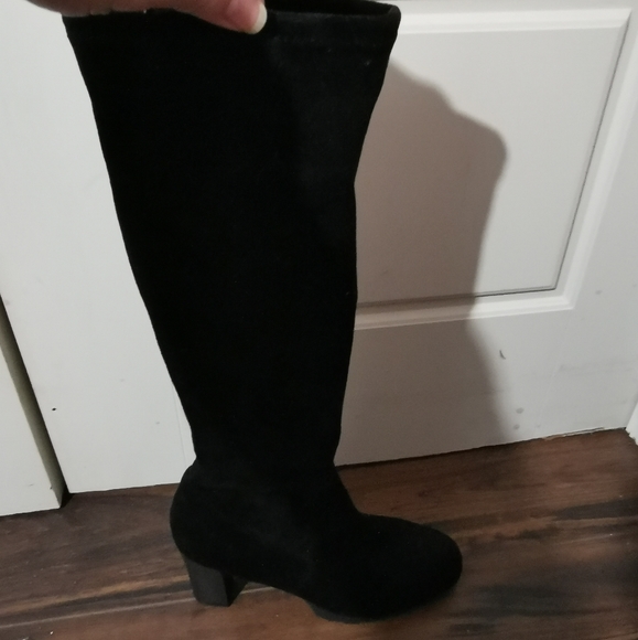 Valdini suede knee boots - Picture 1 of 3